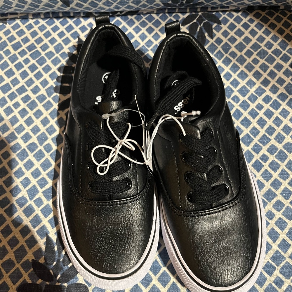 Monday Madness Moms and Kids… New with tags and New without tags - Picture 7 of 16